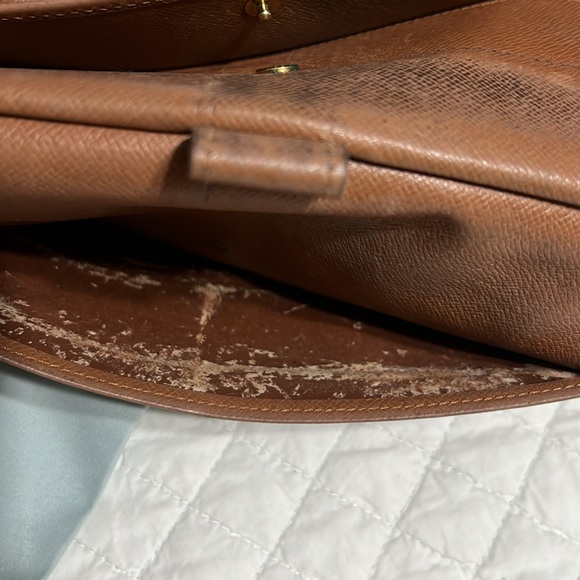 AUTHENTIC VINTAGE LV WALLET - Picture 5 of 12